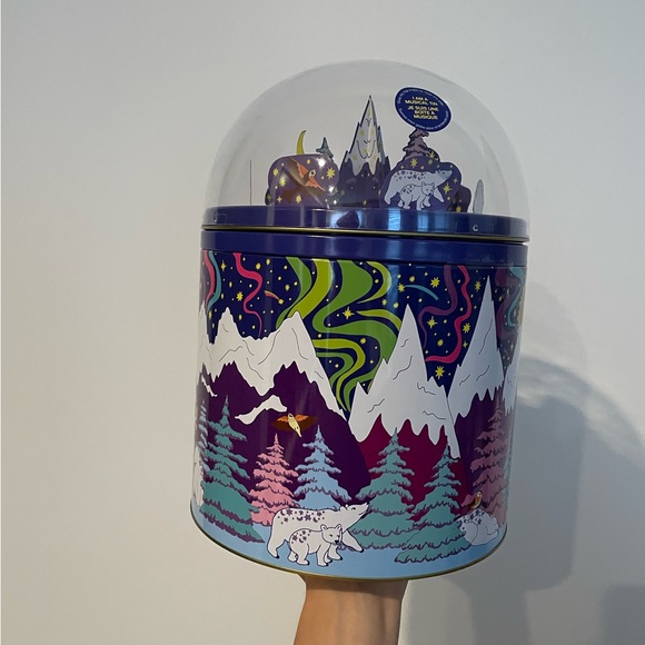 LUSH Dreamland tin music box - Picture 2 of 4